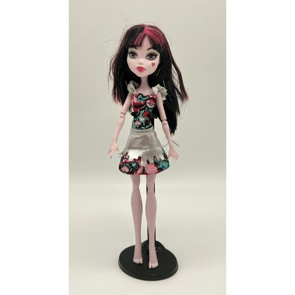Monster High Doll Draculaura Boo York Frightseers w Original Dress - Picture 1 of 5